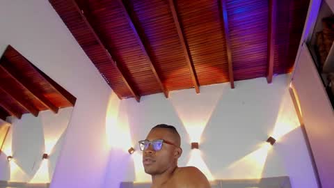 Snapshot of jeffrey_cottom chatting on February 4, 2025, 7:22 pm Jeff online show from February 4, 2025, 7:22 pm