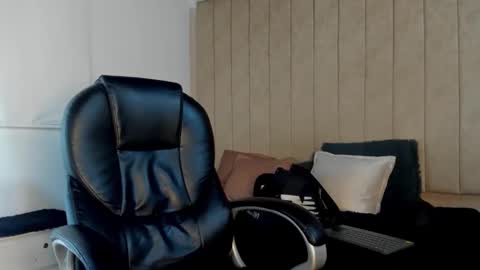 jeicob gagnon online show from October 10, 2025, 8:02 am