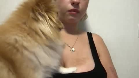 Inna  online show from September 9, 2025, 1:32 pm