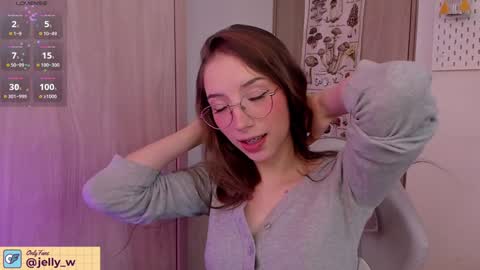 Snapshot of jelly_w5 chatting on December 4, 2024, 4:38 pm Jelly  online show from December 4, 2024, 4:38 pm