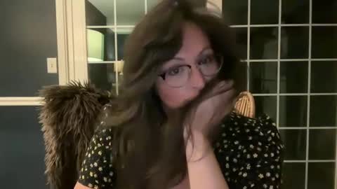 Snapshot of jellybeanin chatting on September 11, 2025, 6:35 am Jelli online show from September 11, 2025, 6:35 am