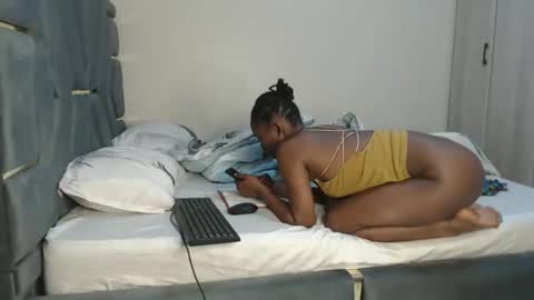 Snapshot of jemimaaam chatting on November 17, 2025, 3:34 am Jemmi online show from November 17, 2025, 3:34 am