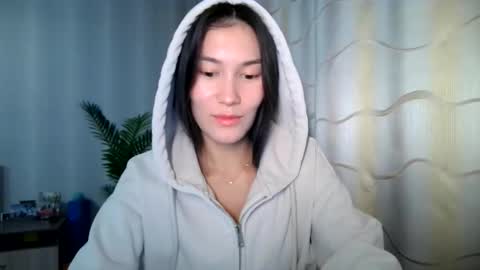 jenariva online show from November 23, 2025, 1:00 pm