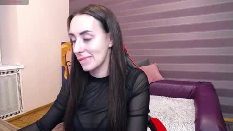 Snapshot of jeniferstone chatting on November 24, 2025, 8:03 am Kira online show from November 24, 2025, 8:03 am