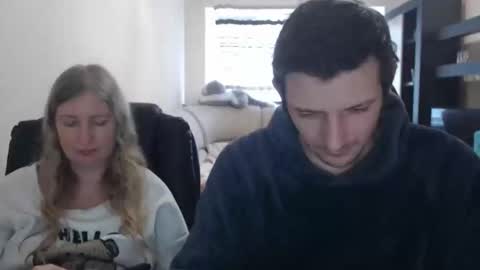 JenisAndPeter online show from March 10, 2025, 1:10 pm