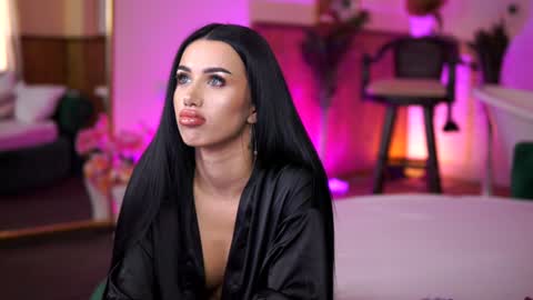Snapshot of jenna_day chatting on February 5, 2025, 10:41 am jenna_day online show from February 5, 2025, 10:41 am