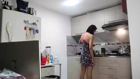  Isabella  online show from October 30, 2025, 1:29 am