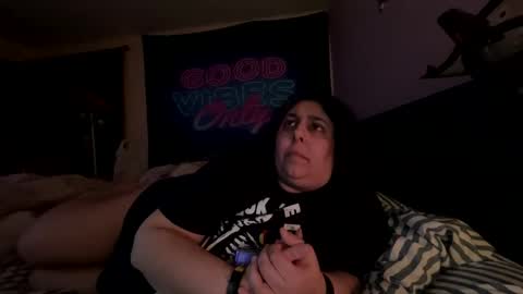 Snapshot of jennabrady chatting on November 3, 2025, 12:24 am Dragon Queen. Be my Dragon -- and online show from November 3, 2025, 12:24 am