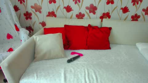Snapshot of jennalison chatting on February 2, 2025, 9:30 am Jenn online show from February 2, 2025, 9:30 am