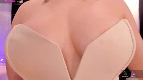 Jenna Olson  online show from January 16, 2025, 9:19 pm