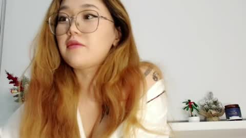 Snapshot of jennatyan chatting on November 29, 2025, 2:53 pm JENNA online show from November 29, 2025, 2:53 pm