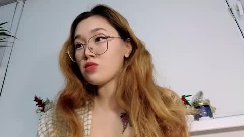 Snapshot of jennatyan chatting on December 4, 2025, 10:13 am JENNA online show from December 4, 2025, 10:13 am