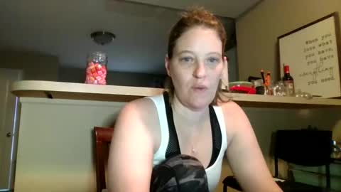 Snapshot of jennibean6996 chatting on December 18, 2024, 1:45 pm Jennibean6996 online show from December 18, 2024, 1:45 pm