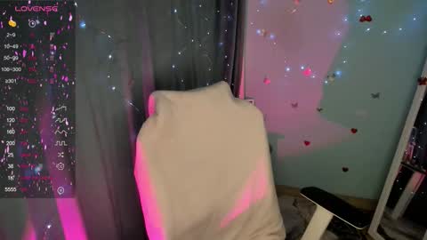 Jennie online show from November 18, 2025, 10:14 pm