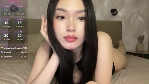 jennie_yung online show from September 20, 2025, 10:55 pm