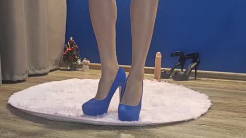 jennifer_chris69 online show from December 4, 2025, 4:27 pm