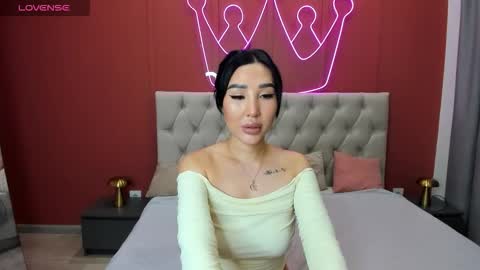 Jennifer online show from November 27, 2025, 8:27 am