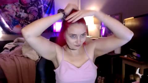 Snapshot of jennifergwen chatting on November 4, 2025, 1:59 am Jennifer Gwen online show from November 4, 2025, 1:59 am