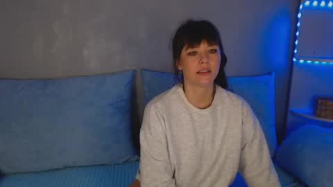 jenniferjay801880956088 online show from December 11, 2024, 5:48 pm