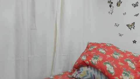 jenniferloveyou online show from January 19, 2025, 12:28 pm