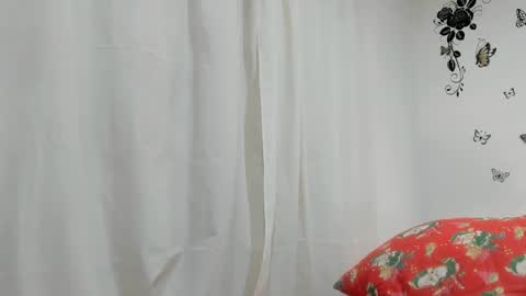 jenniferloveyou online show from January 25, 2025, 12:47 pm