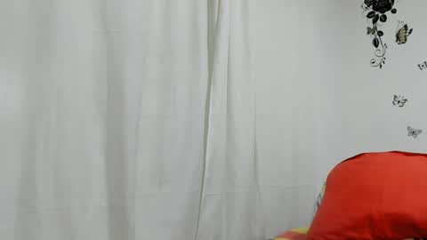 jenniferloveyou online show from February 6, 2025, 8:23 pm