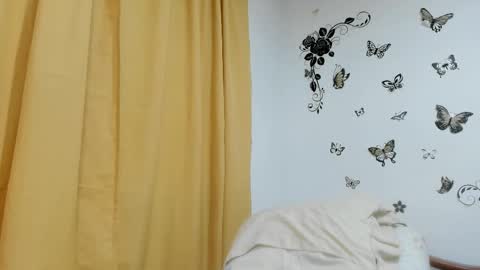 jenniferloveyou online show from October 1, 2025, 4:57 pm