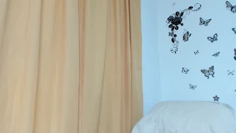 jenniferloveyou online show from October 13, 2025, 4:40 pm