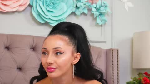 Snapshot of jenniferlovve chatting on November 14, 2025, 5:17 am JenniferLovve online show from November 14, 2025, 5:17 am