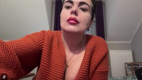 Jenny online show from December 5, 2025, 8:01 am