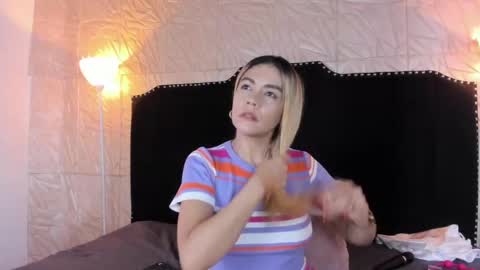 Snapshot of jennyrouse chatting on September 18, 2025, 11:12 am Jenny online show from September 18, 2025, 11:12 am