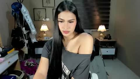 Snapshot of jerkingjenaxxx chatting on November 28, 2025, 4:42 pm JENA online show from November 28, 2025, 4:42 pm