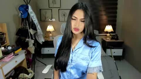 Snapshot of jerkingjenaxxx chatting on November 30, 2025, 7:18 pm JENA online show from November 30, 2025, 7:18 pm