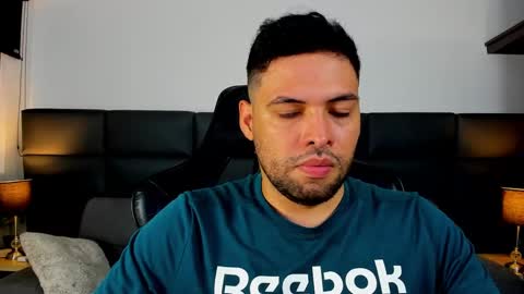 jerome3773 online show from December 5, 2024, 5:26 am