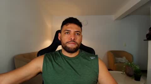 jerome3773 online show from February 19, 2025, 12:14 am