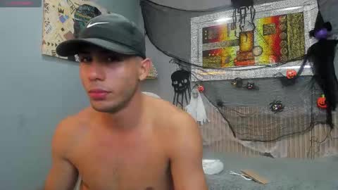 Snapshot of jerry_cock chatting on October 17, 2025, 7:49 pm jerry_cock online show from October 17, 2025, 7:49 pm
