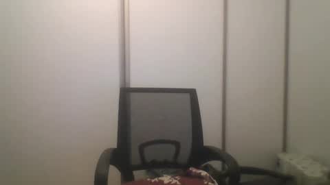 Snapshot of jerryalise chatting on January 5, 2025, 10:29 pm jerryalise online show from January 5, 2025, 10:29 pm