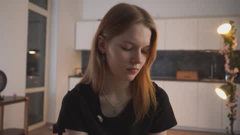 Molly online show from November 14, 2025, 3:11 pm