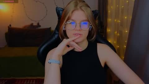  JessieVibes online show from December 2, 2025, 2:56 pm