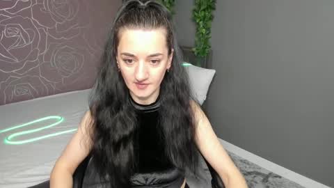 Jessica online show from December 25, 2024, 8:40 am