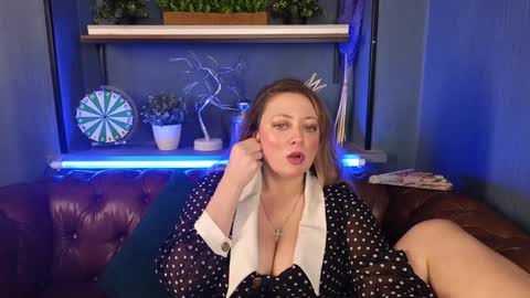 Snapshot of jessica_foxie chatting on January 4, 2025, 3:39 pm Jessica online show from January 4, 2025, 3:39 pm