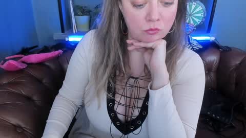 Snapshot of jessica_foxie chatting on January 30, 2025, 4:13 pm Jessica online show from January 30, 2025, 4:13 pm