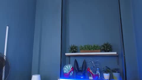 Snapshot of jessica_foxie chatting on February 13, 2025, 3:35 pm Jessica online show from February 13, 2025, 3:35 pm