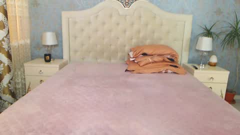 single mommy online show from January 27, 2025, 2:24 pm