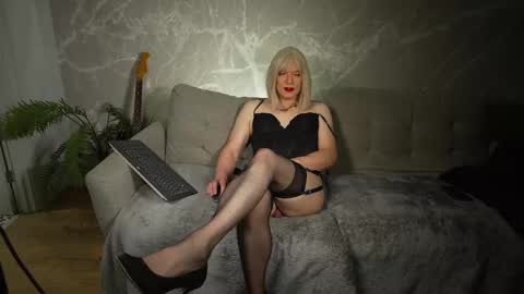 Snapshot of jessicatv chatting on November 23, 2025, 3:45 pm Jessicatv online show from November 23, 2025, 3:45 pm