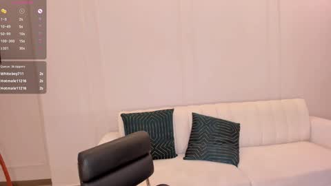 Snapshot of jessicawilliams1 chatting on January 24, 2025, 4:49 pm JESS online show from January 24, 2025, 4:49 pm