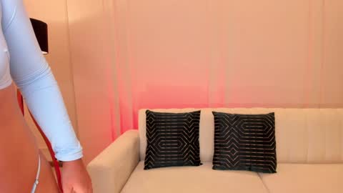 Snapshot of jessicawilliams1 chatting on February 4, 2025, 4:39 pm JESS online show from February 4, 2025, 4:39 pm