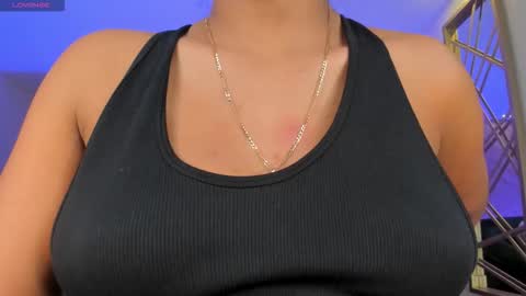 Snapshot of jessicawilliams1 chatting on November 19, 2025, 9:42 am JESS online show from November 19, 2025, 9:42 am