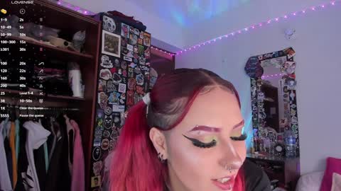 Snapshot of jessie_williams_01 chatting on January 23, 2025, 7:40 pm Your Sweet Angel online show from January 23, 2025, 7:40 pm
