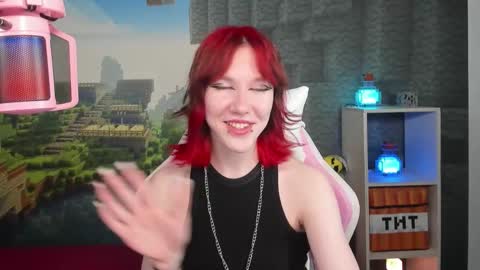 jessiefrost online show from November 24, 2025, 8:41 pm